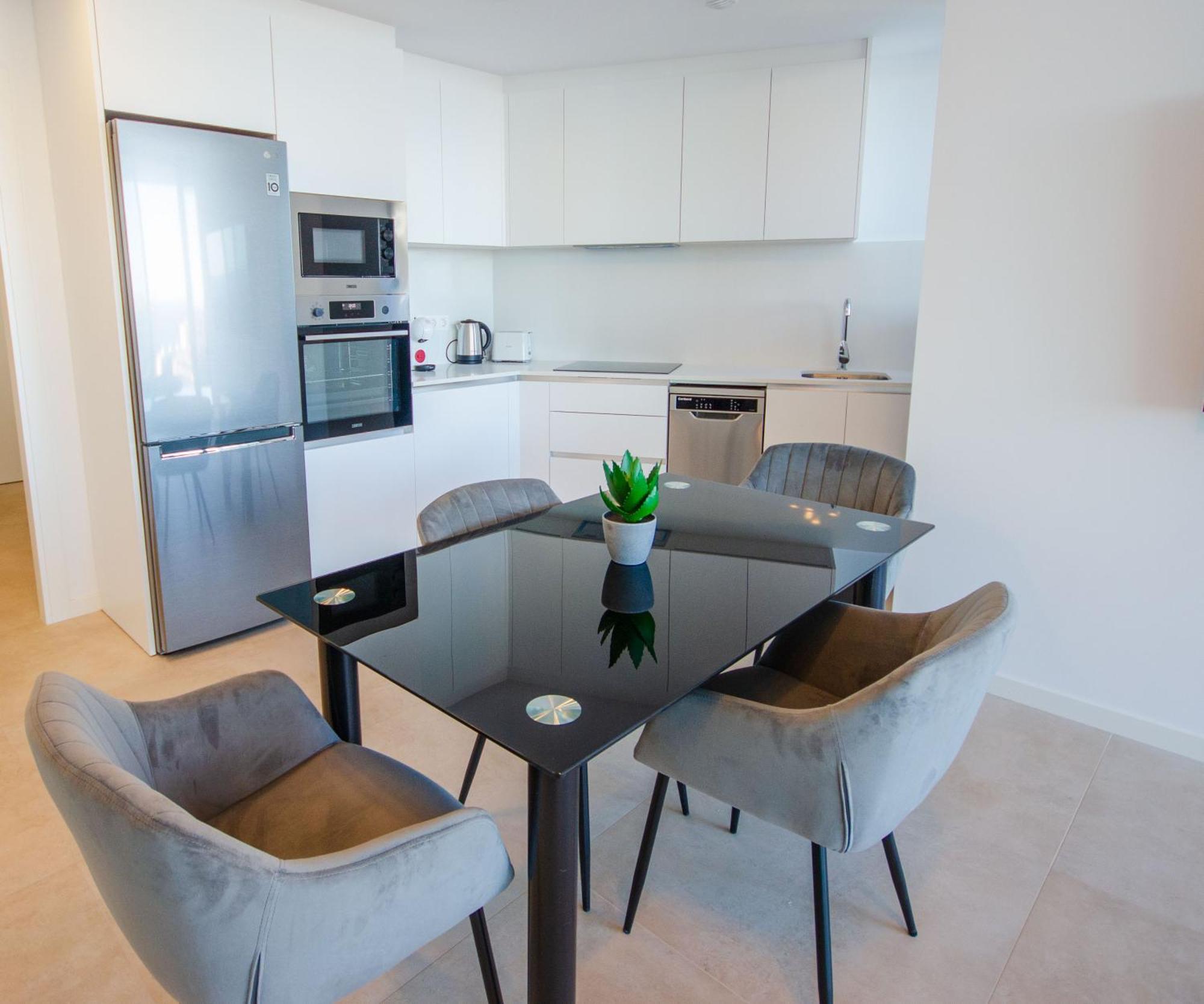 Sakura Luxury Poniente *