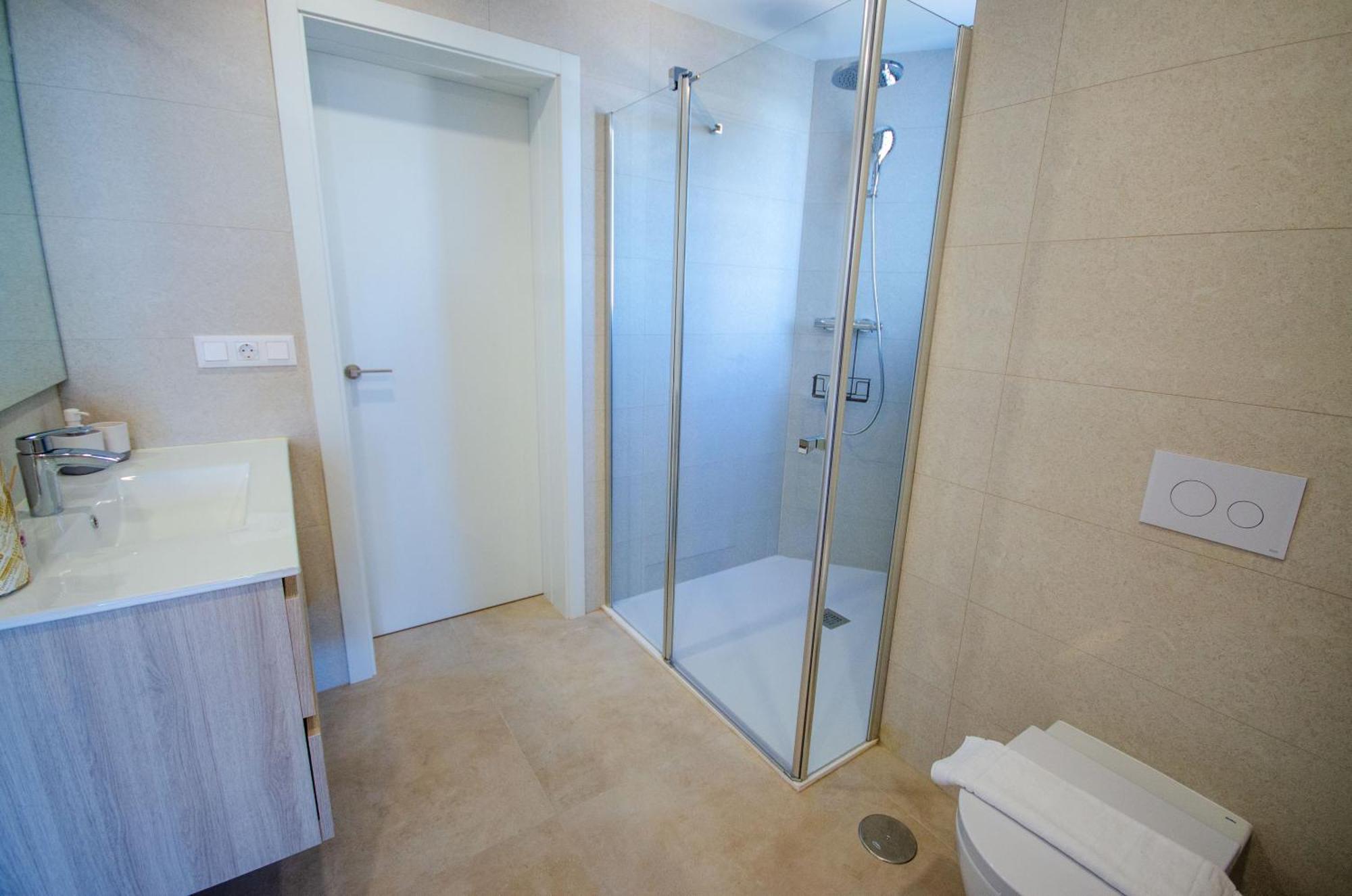Sakura Luxury Poniente Apartment *